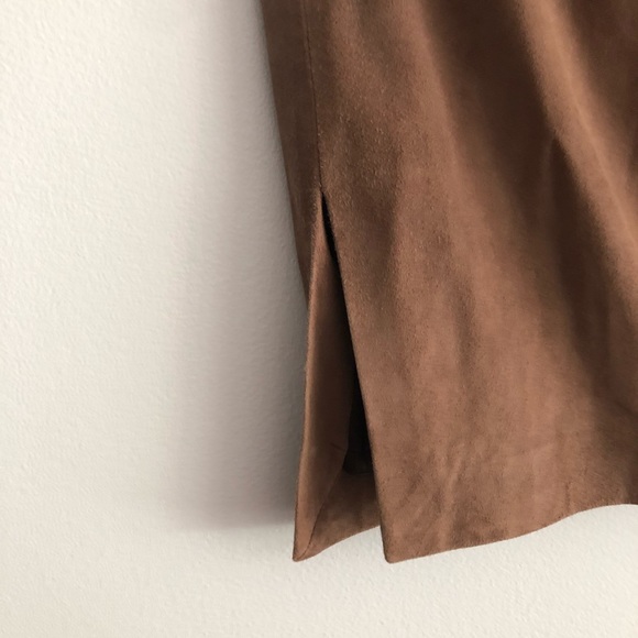 Unworn absolutely gorgeous suede skirt - Picture 3 of 4